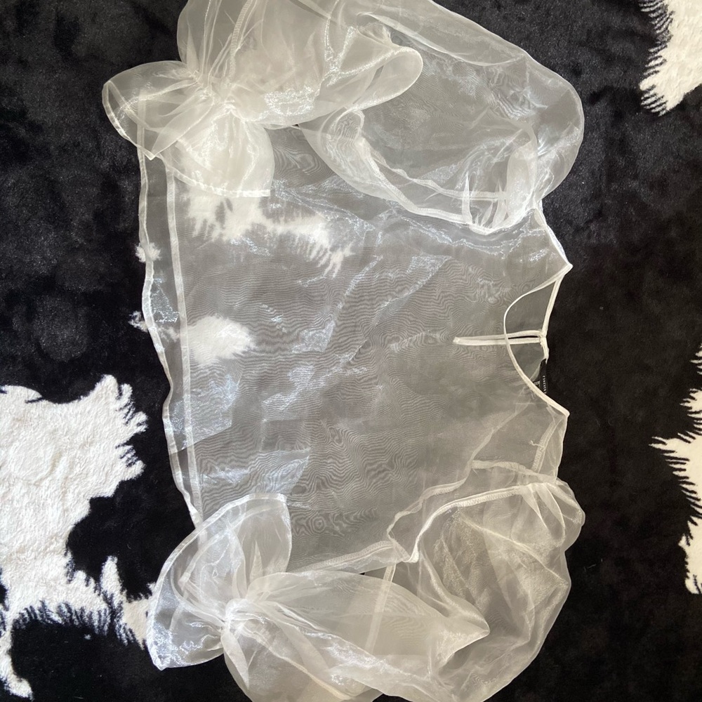 White sheer puffed sleeve crop, SMALL
